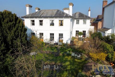 Lansdowne Crescent, Worcester WR3 4 bed property for sale