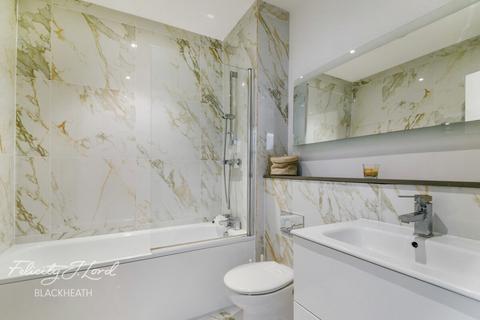 Dudley Court, Shooters Hill, London 1 bed apartment for sale