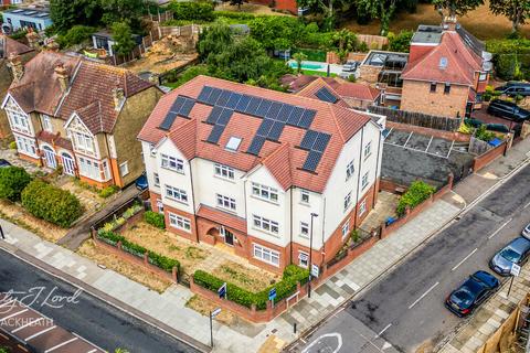 Dudley Court, Shooters Hill, London 1 bed apartment for sale