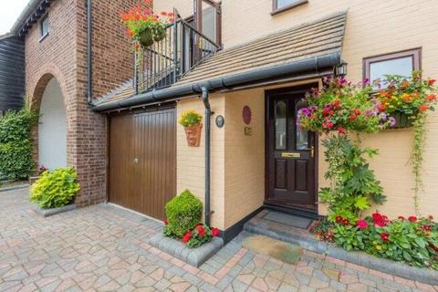 Bridge Street, Dorset BH23 3 bed terraced house for sale