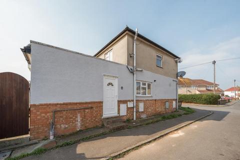 Slough,  Berkshire,  SL1 1 bed maisonette for sale