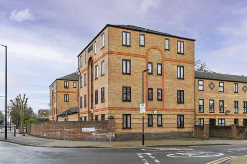 Tollgate Road, Beckton, London, E6 1 bed flat for sale