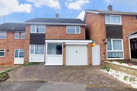 Pilgrim Way, Wellingborough... 3 bed semi