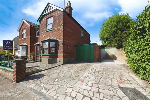 Greensted Road, Ongar, Essex, CM5 3 bed semi