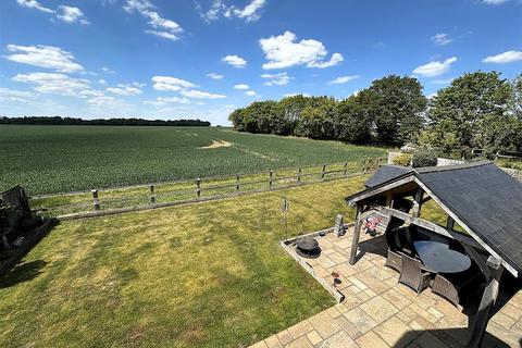 Nacton Lane, Bury St. Edmunds IP31 4 bed detached house for sale