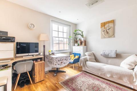Hesketh Place, Holland Park, London, W11 1 bed flat for sale