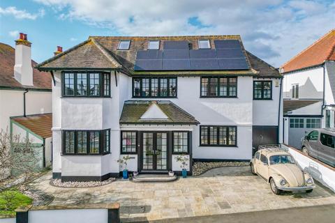 THE DRIVE, Chalkwell 7 bed detached house for sale