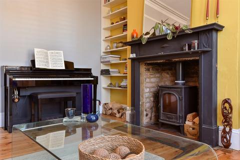 Balfour Road, Brighton, East Sussex 4 bed terraced house for sale