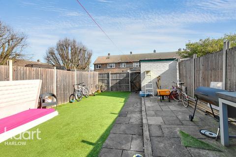 Arkwrights, Harlow 3 bed terraced house for sale