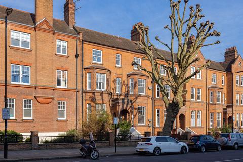 London W9 2 bed apartment for sale