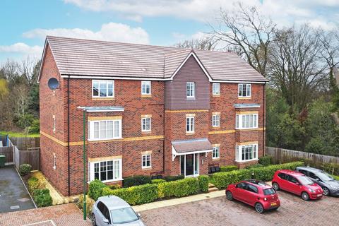 Hertford Way, Knowle, B93 2 bed apartment for sale
