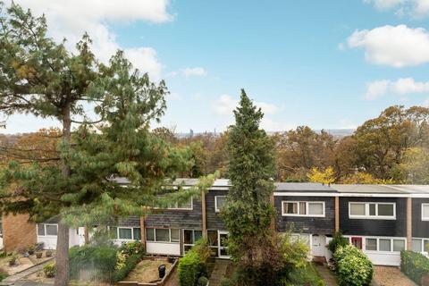 Priory Crescent, Upper Norwood... Studio for sale