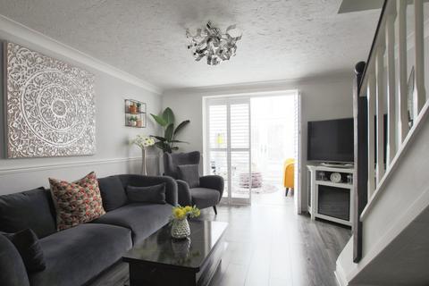 Salcey Close, Hull, HU7 3HQ 2 bed terraced house for sale