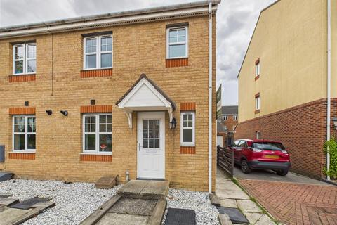 Neptune Drive, Bridlington 3 bed end of terrace house for sale