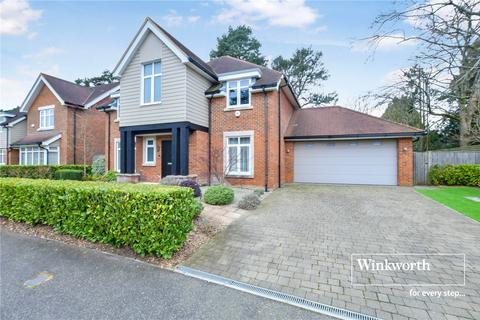 Dormy Crescent, Dorset BH22 5 bed detached house for sale