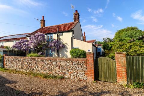 Mill Street, Gimingham, NR11 2 bed semi