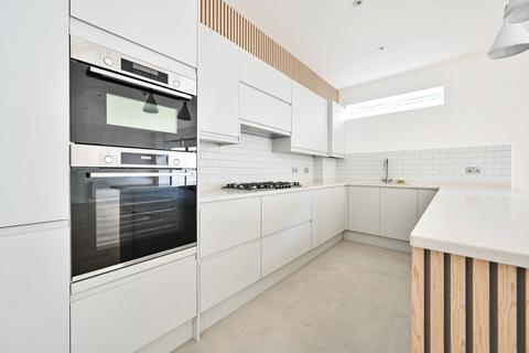 Old Manor Yard, Earls Court, London, SW5 5 bed terraced house for sale