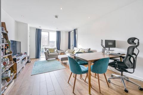 Kennard Apartments, Woolwich, London... 2 bed flat for sale