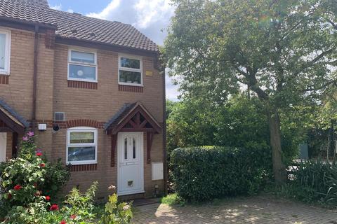 Chesterton Drive, Stanwell TW19 1 bed house for sale