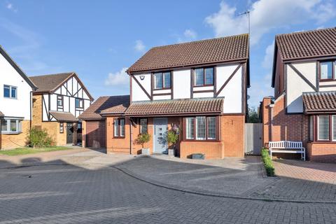Peartree Close, Toddington, LU5 3 bed detached house for sale