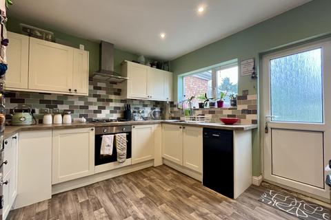 Willesden Avenue, PETERBOROUGH PE4 2 bed terraced house for sale