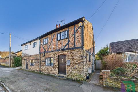 Station Road, Milton Keynes MK17 3 bed cottage for sale