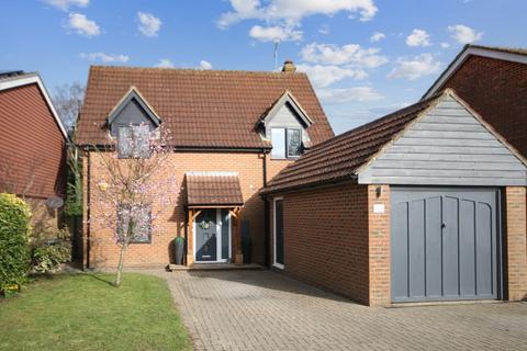 Hophurst Drive, Crawley Down, RH10 3 bed detached house for sale