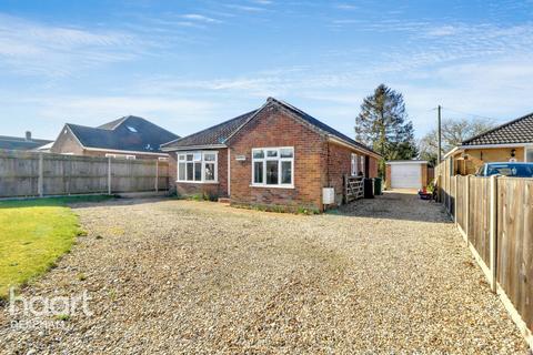 Yaxham Road, Dereham 3 bed detached bungalow for sale