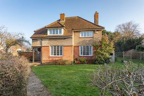Broadfield Road, Folkestone, CT20 4 bed detached house for sale