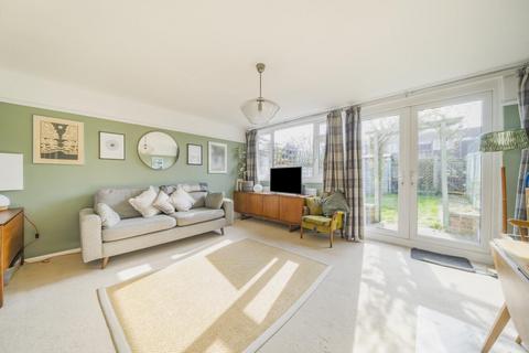 Hawthorn Grove, Penge, London, SE20 3 bed terraced house for sale