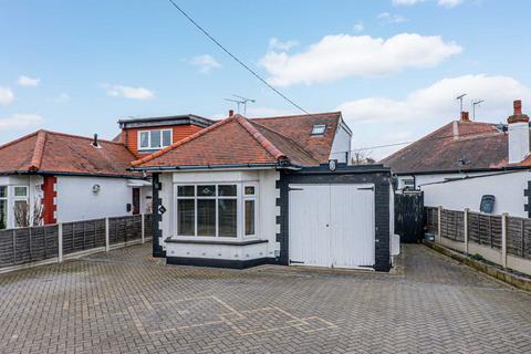 4 bed semi-detached bungalow