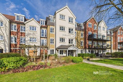 Carshalton SM5 1 bed ground floor flat for sale