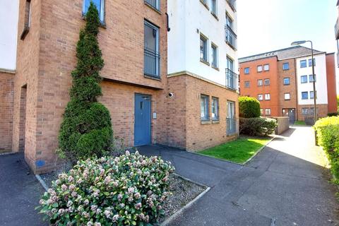 Kaims Terrace, Livingston EH54 1 bed flat for sale
