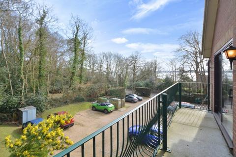 Abbey Hill, Netley Village, SO31 2 bed apartment for sale