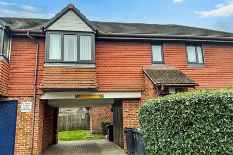 Haig Gardens, Gravesend, Kent Studio for sale