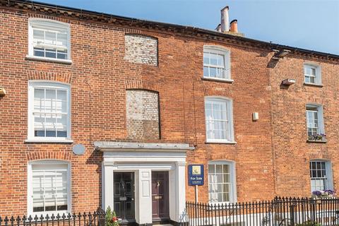 Tarrant Street, Arundel 4 bed detached house for sale