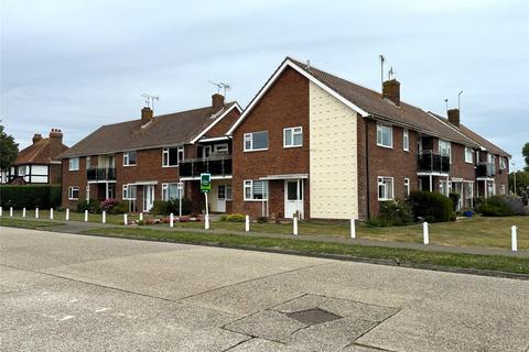 Harsfold Road, Rustington... 2 bed flat for sale