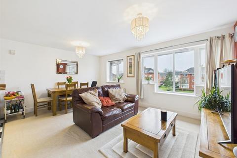 Coleridge Drive, Ruislip HA4 1 bed apartment for sale