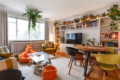 Streatham Hill, London, SW2 2 bed apartment for sale