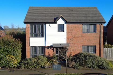 Park View, Chigwell IG7 4 bed detached house for sale