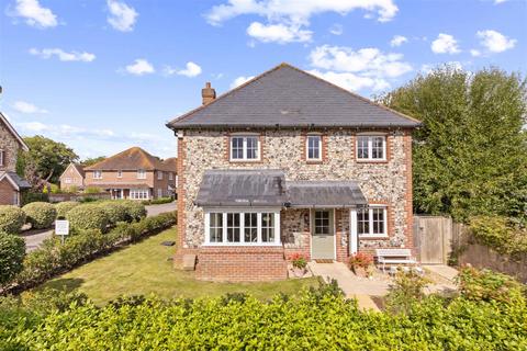 Wealden Drive, Westhampnett, Chichester 4 bed detached house for sale