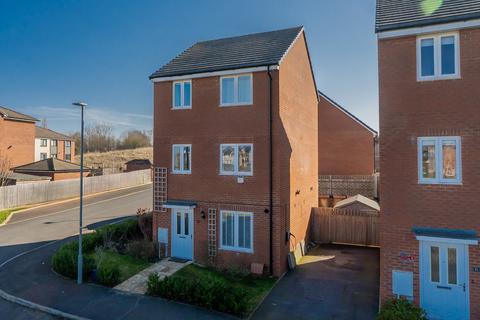 Elba Gate, Milton Keynes, MK3 4 bed detached house for sale