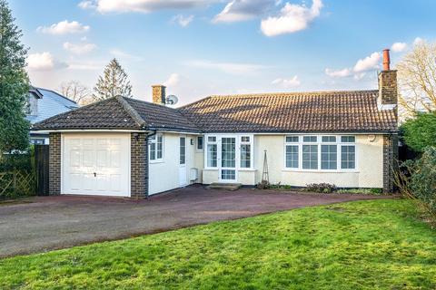Leazes Avenue, Caterham CR3 4 bed detached house for sale