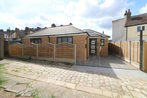 Coulman Street, Gillingham 2 bed detached bungalow for sale