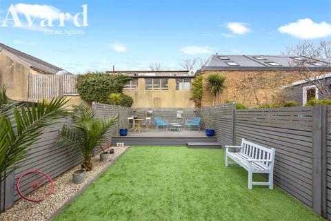 Ditchling Rise, Brighton BN1 2 bed flat for sale