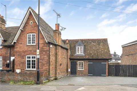 Wraysbury Road, Staines