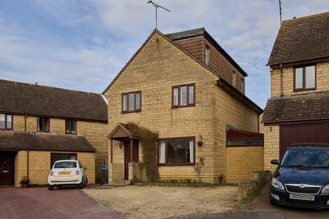 Oxlease, Witney, OX28 4 bed detached house for sale