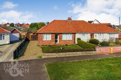 Links Close, Hellesdon, Norwich 3 bed semi