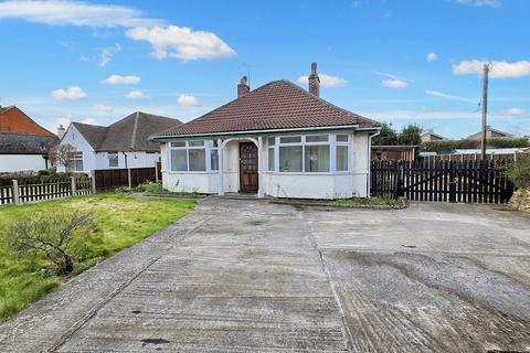 Bradley Road, Trowbridge BA14 2 bed detached house for sale