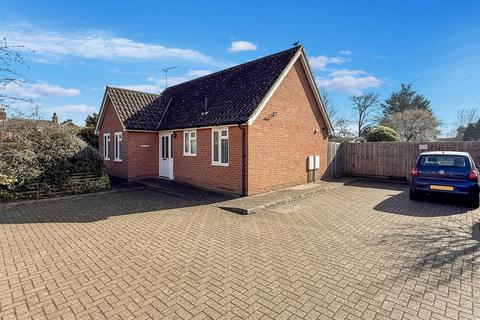 Cauldwell Hall Road, Ipswich IP4 2 bed detached bungalow for sale